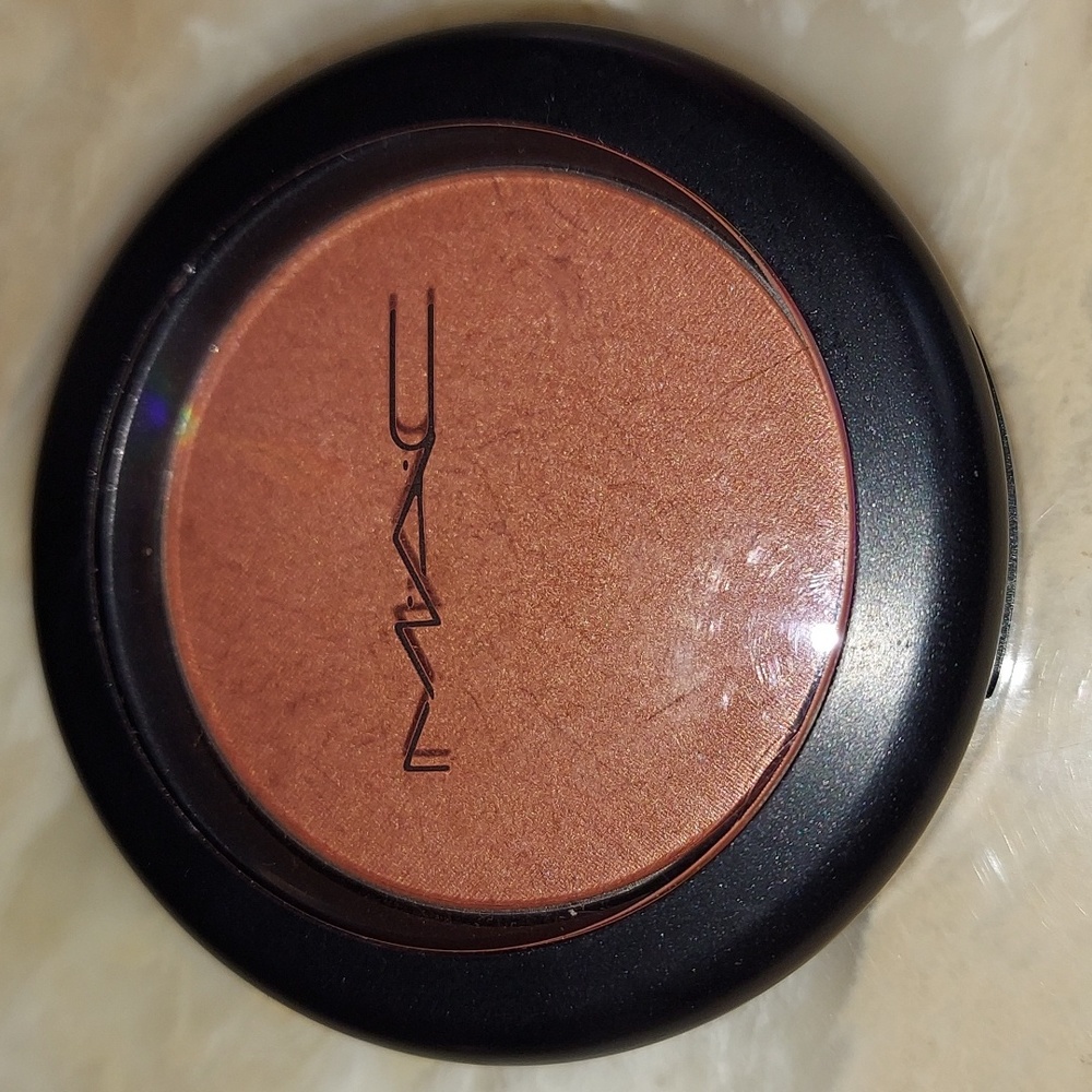 MAC COSMETICS SHEERTONE SHIMMER BLUSH